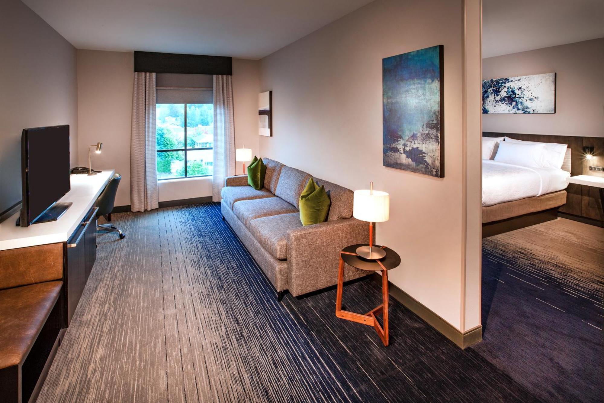 Hilton Garden Inn Redmond Wa Экстерьер фото