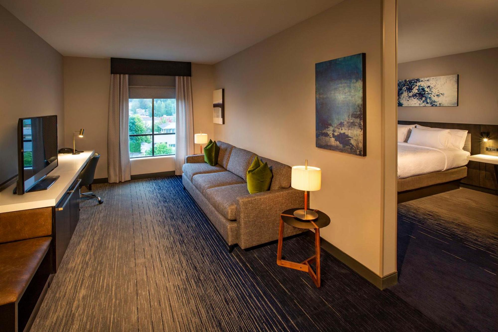 Hilton Garden Inn Redmond Wa Экстерьер фото