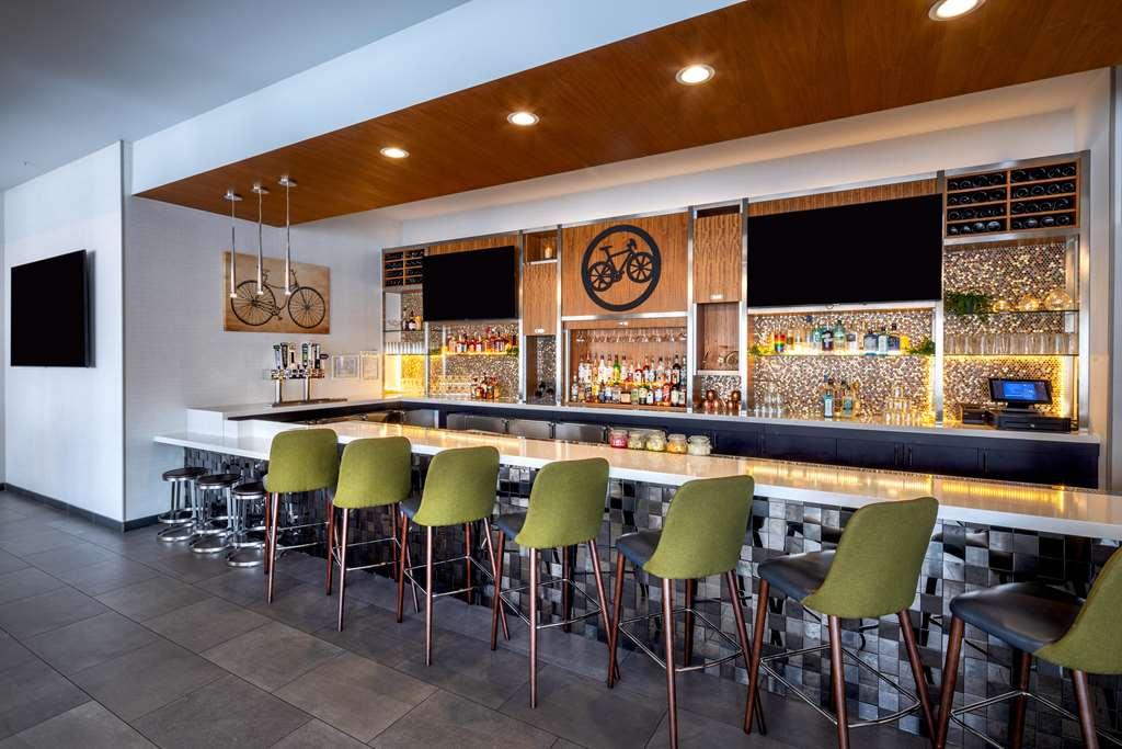 Hilton Garden Inn Redmond Wa Ресторан фото